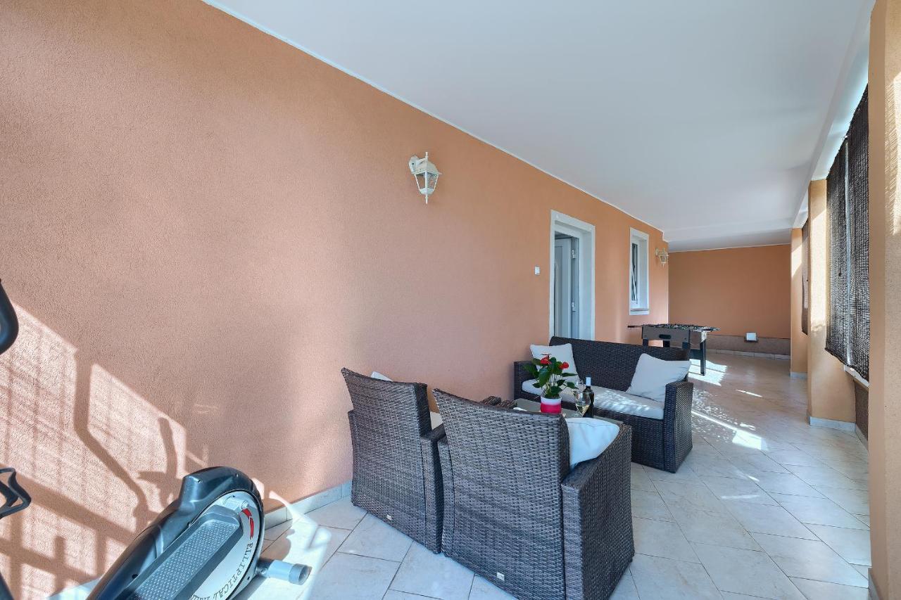 Studio Apartman Luka Помер Экстерьер фото